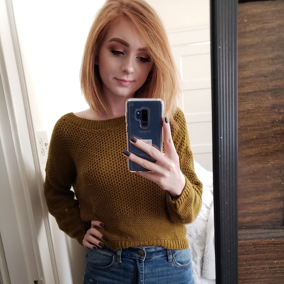 Express cropped olive green sweater, tie back - Picture 1 of 5